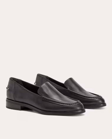 Everlane’s Modern Loafers in Black