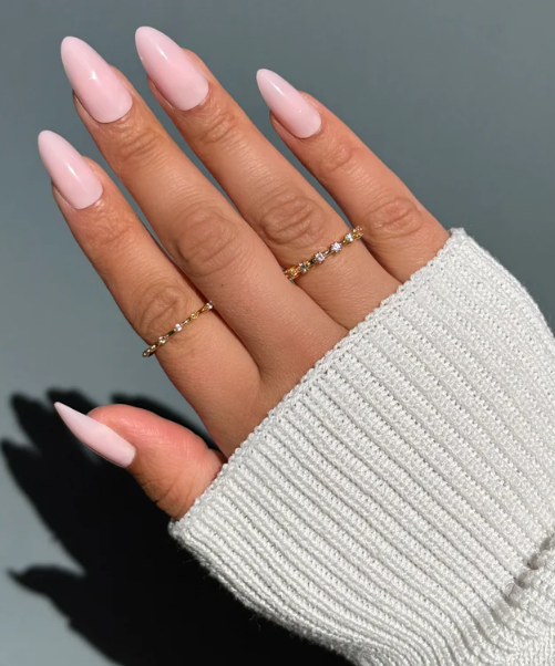 Luxxi Nails Milk Blush Nails